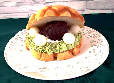 ホイップクリームメロンパン